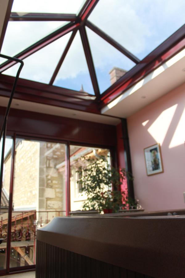 Chambres Et Table D'Hotes, Maisonnettes Individuelles Dans Propriete Privee Vézinnes Dış mekan fotoğraf
