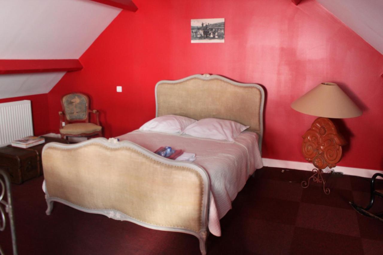 Chambres Et Table D'Hotes, Maisonnettes Individuelles Dans Propriete Privee Vézinnes Dış mekan fotoğraf