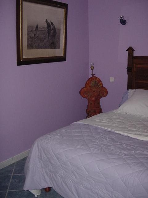 Chambres Et Table D'Hotes, Maisonnettes Individuelles Dans Propriete Privee Vézinnes Oda fotoğraf